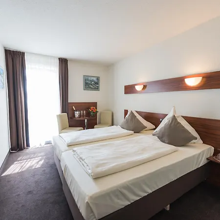 Am Hotel Soest