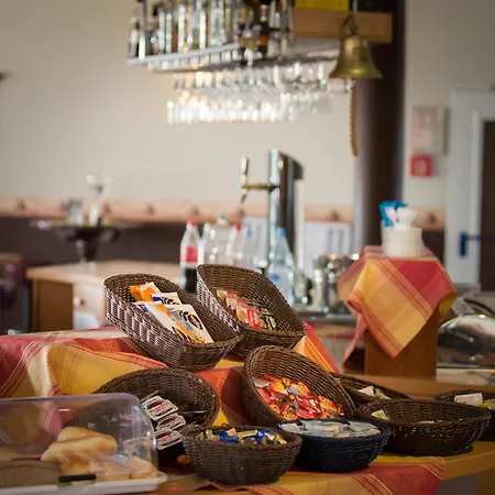 Am מלון סואסט