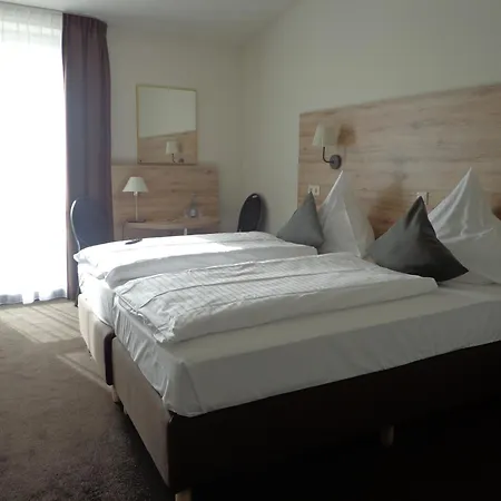 Hotel Am 3*
