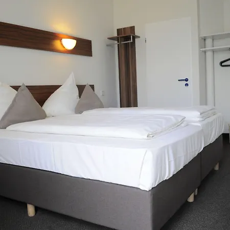 Am Hotel Soest