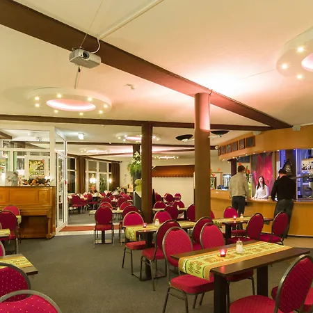 Am Hotel 3*
