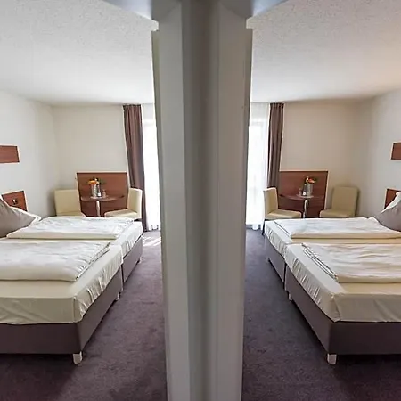 Am Hotel