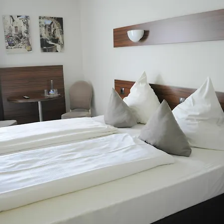 Am Hotel Soest